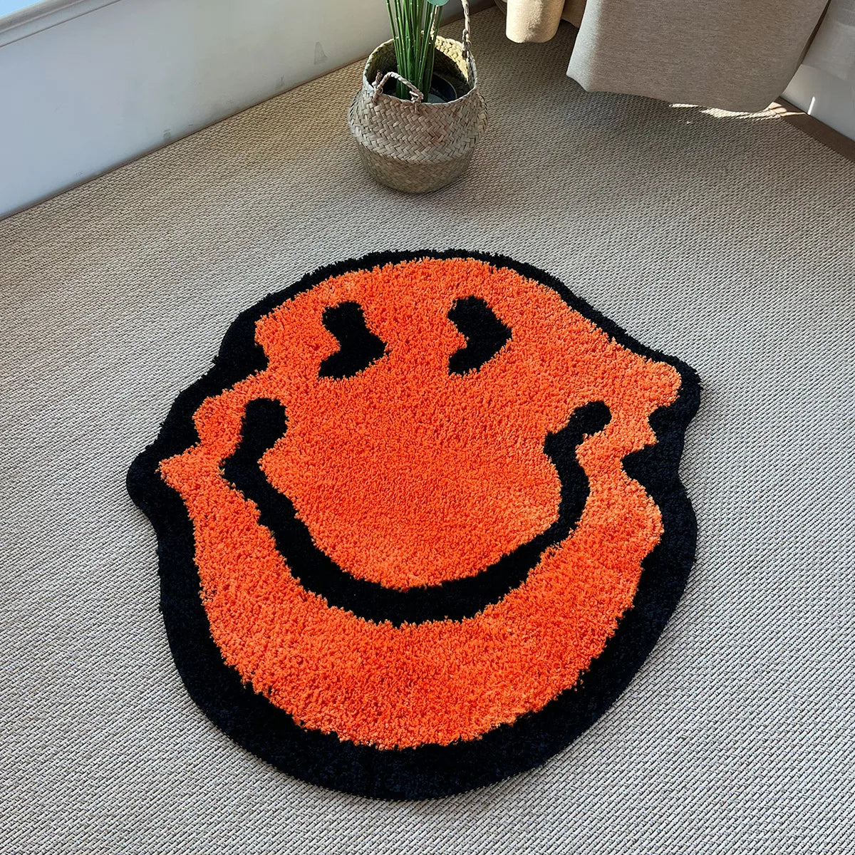 TWISTED SMILING RUG